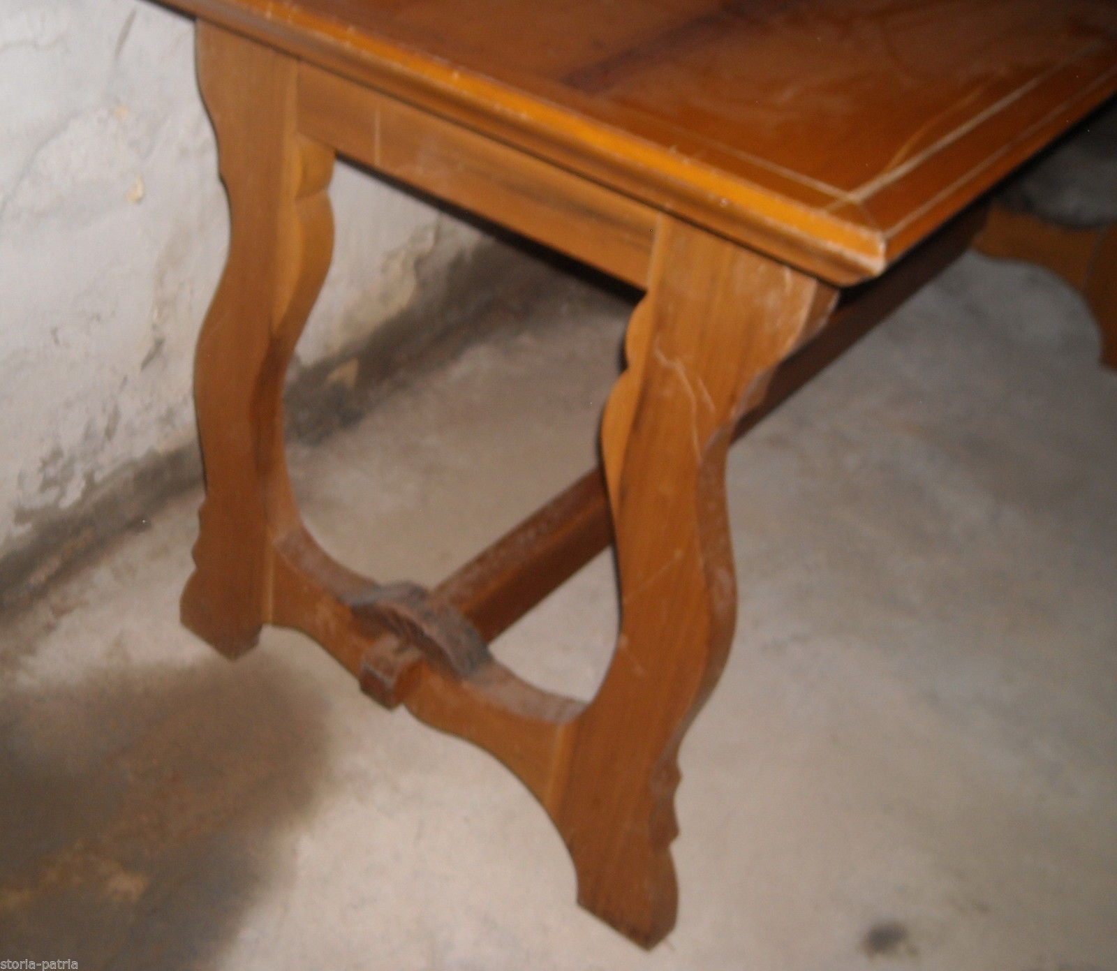 Rustico Robusto Tavolo, Legno Massiccio, Stile Fratino, Utile Scrittoio, Da Restauro immagine 1
