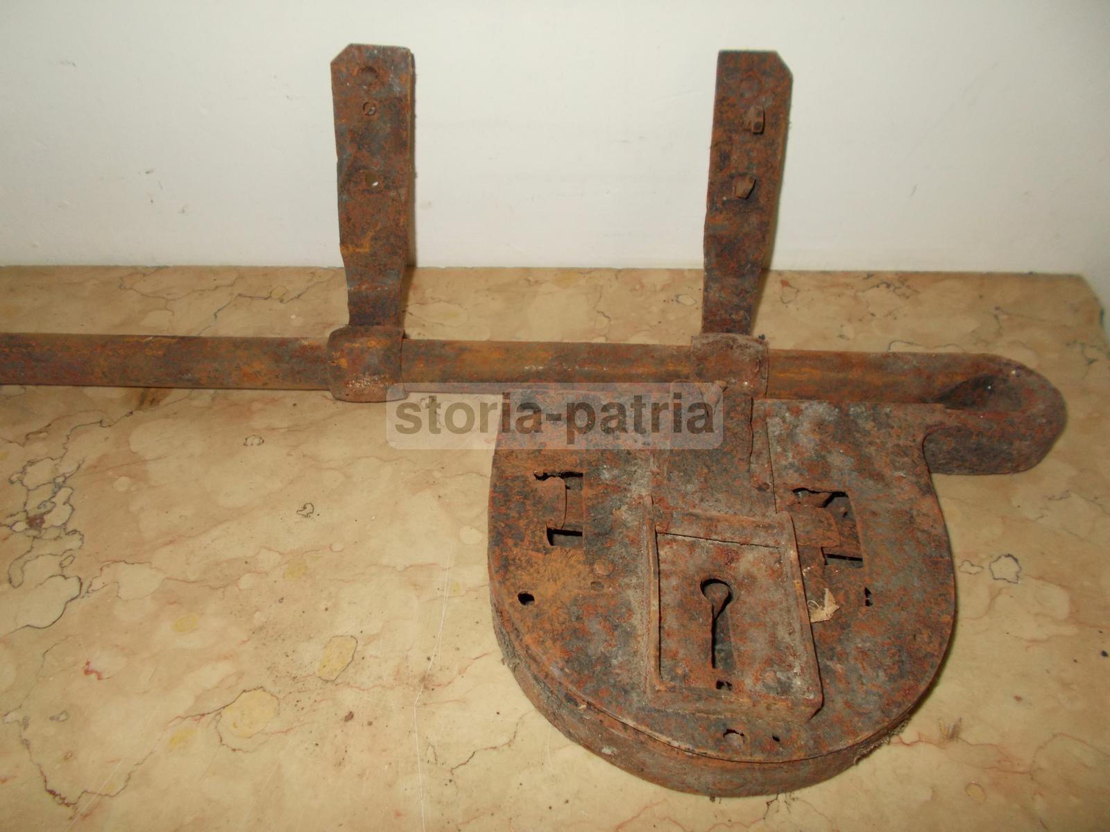 Tecnica, Artigianato, Antico Ferro Battuto, Decorativa Serratura Con Catenaccio immagine 2